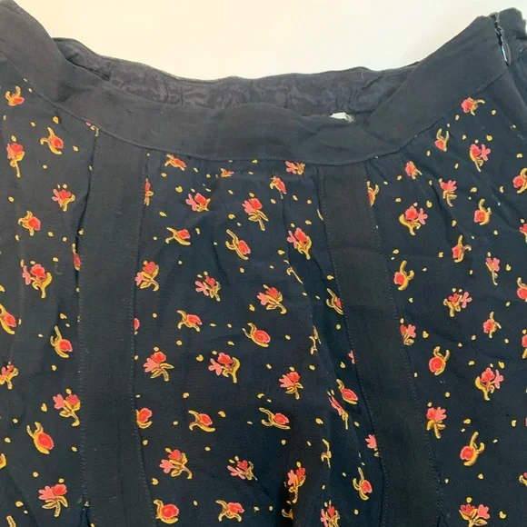 Vintage April Cornell Women’s Skirt XS/S Asymmetrical Hem Dark Floral Whimsigoth - Picture 2 of 8